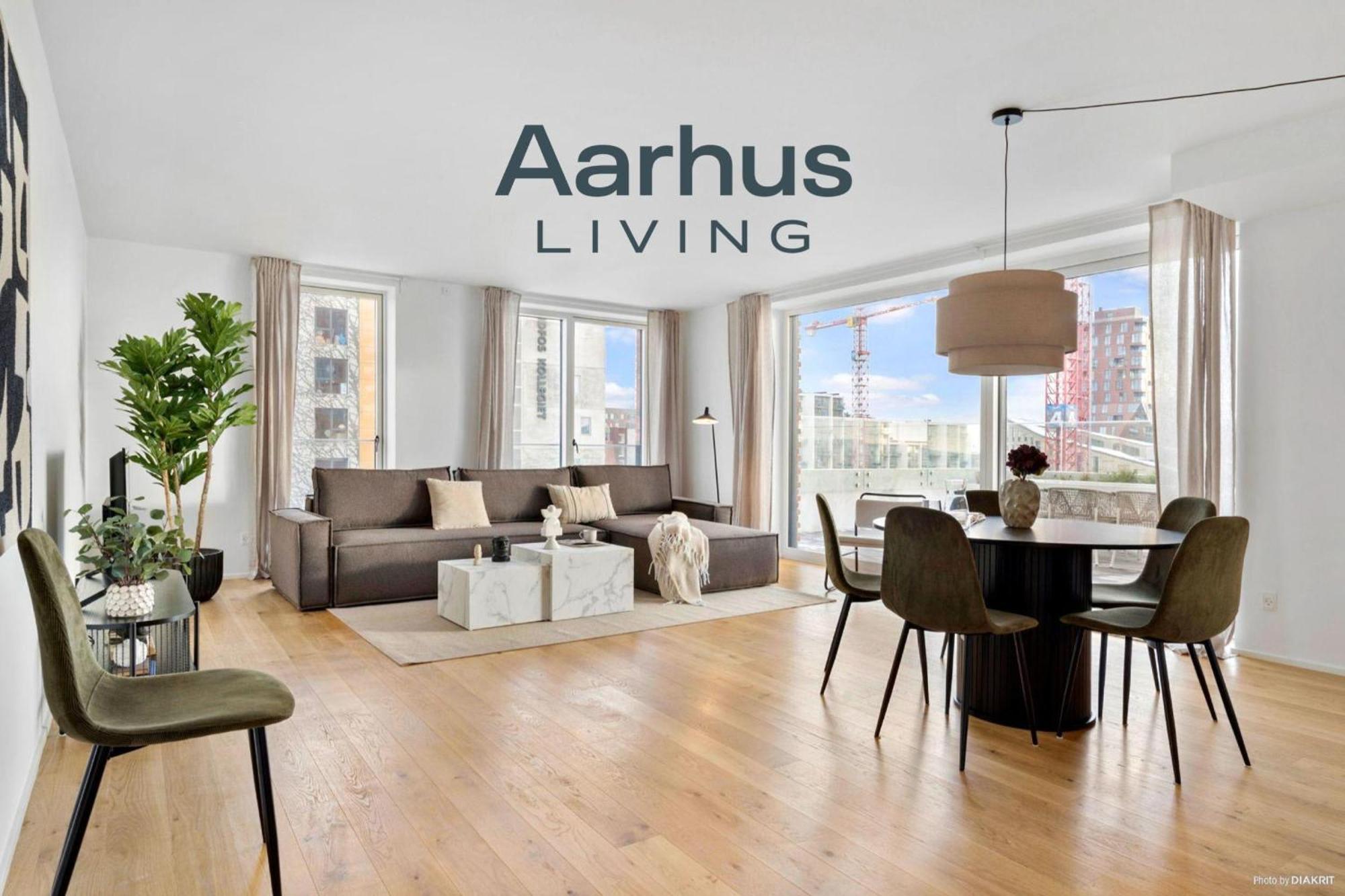 Presidential Suite With Incredible Balcony Århus Exterior foto